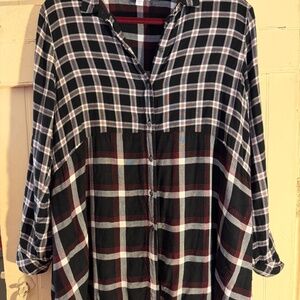 JJill Mixed Plaid A-Line Black Red and White Tunic Size M